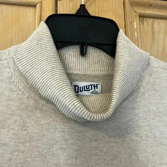 Duluth Womens Longtail T Cotton Turtleneck Sweater Size Large Cream Beige NEW - Picture 1 of 9